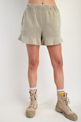 MINERAL WASHED RUFFLE SHORTS