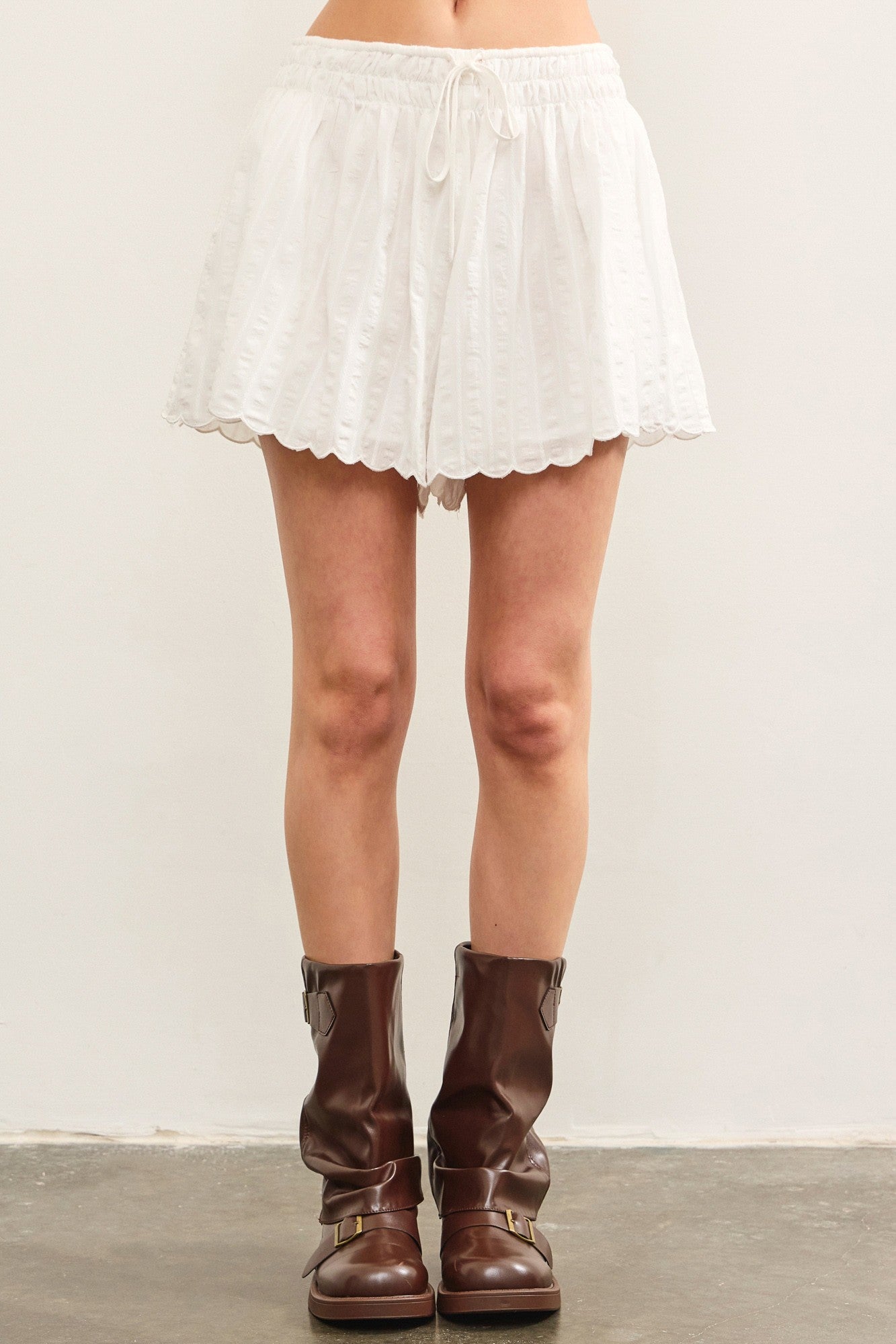 White Scallop Hem Shorts