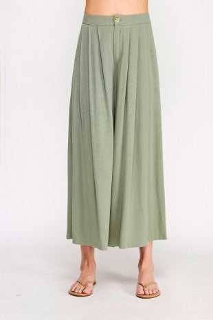 Sage Flowy Capri Pant