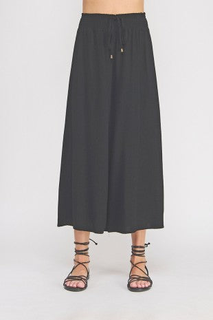 Black Flowy Capri Pant
