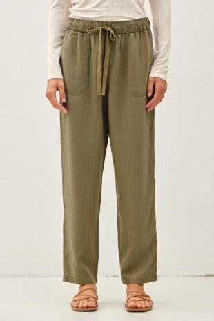 Moss Tencel Tapered Pants