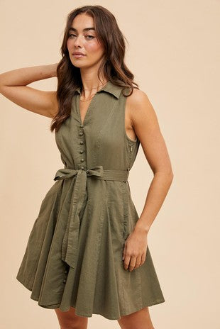 SLEEVELESS LAPEL MINI DRESS